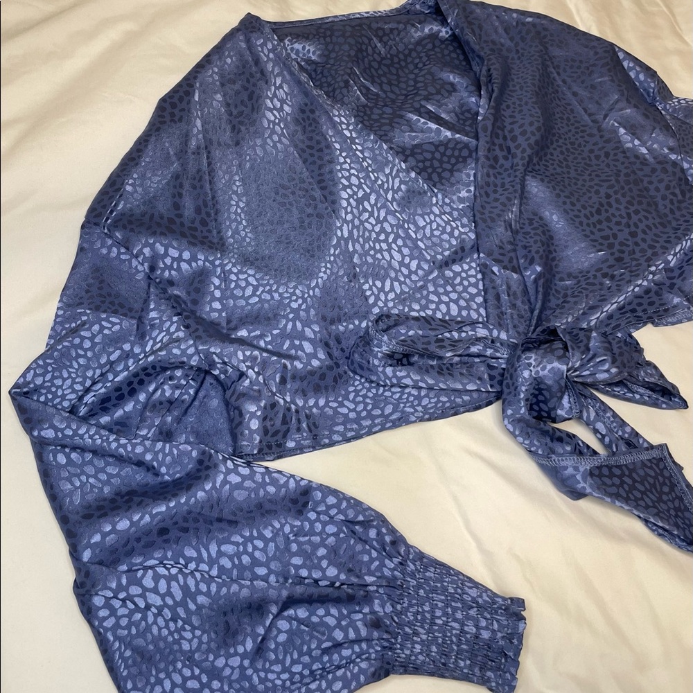 SHEIN Blue Satin Tie-Front Long Sleeve Blouse - Picture 6 of 7